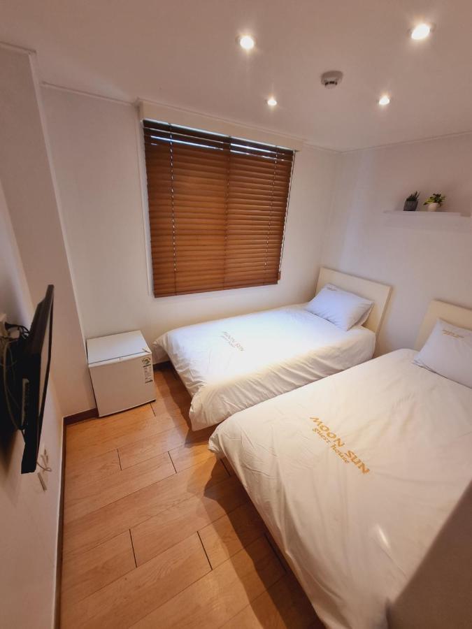 Moon Sun Guesthouse Séoul Extérieur photo